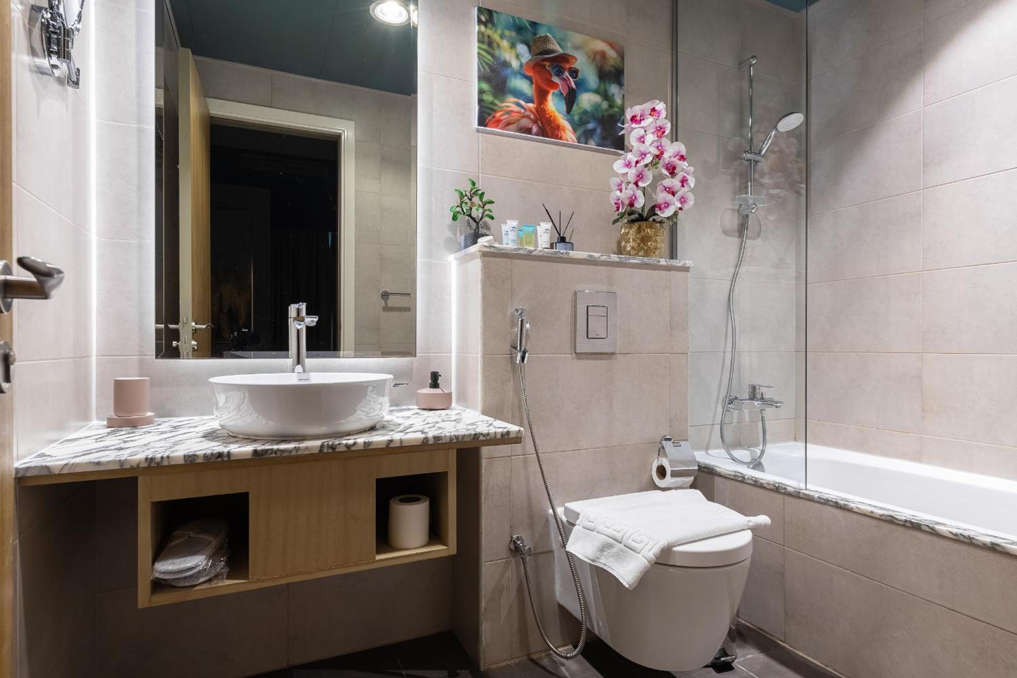 Full Burj Khalifa View Lux 2bedroom With Rooftop Pool Location In Paramount Midtown Apartment *