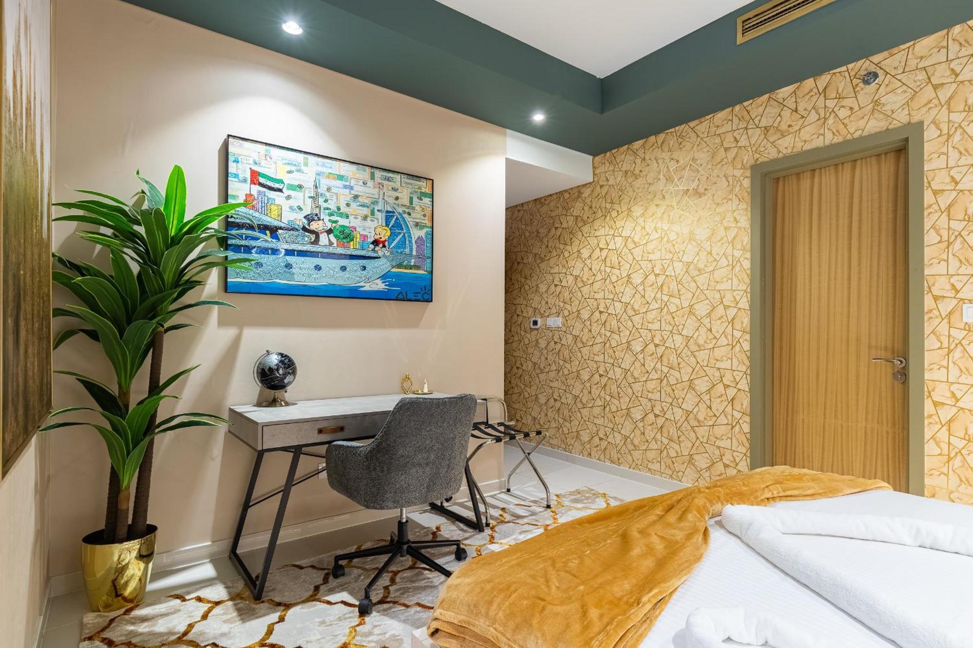 Apartment Full Burj Khalifa View Lux 2bedroom With Rooftop Pool Location In Paramount Midtown *